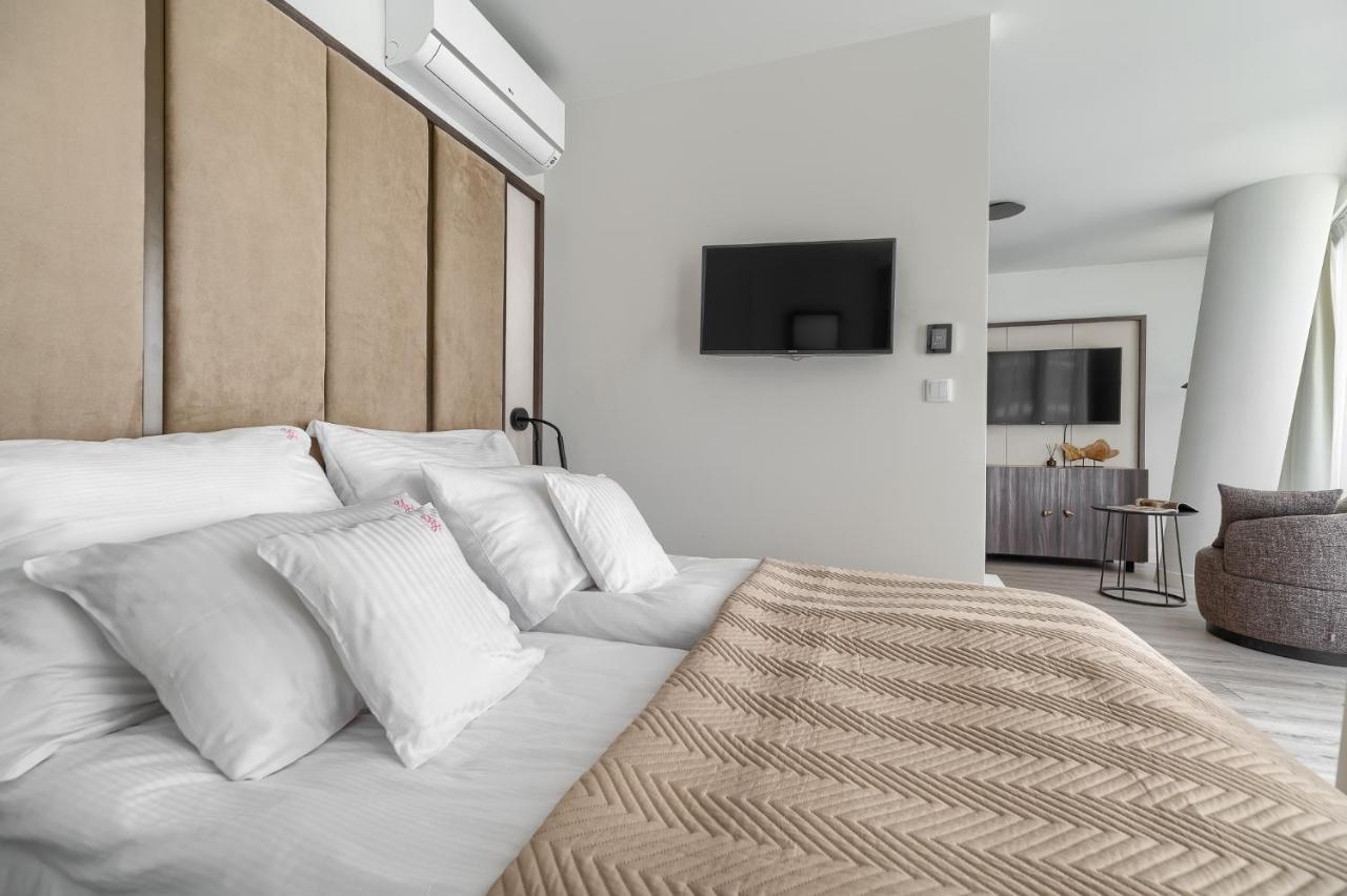 Your Holidays Waves B431 Apartment *